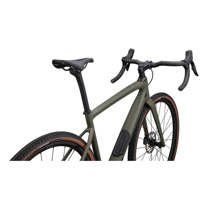 2024 Diverge Comp Carbon | Complete Cyclist - Whether your goal is to escape on gravel back roads, far from cars and crowds, or drop the hammer at the front of your favorite gravel race, no bike does it better than the new Diverge. It’s quite simply the fastest, most capable - and just maybe the most fun - bike we’ve ever made, delivering a ride that’s quick and lively under power, but stable and confidence inspiring when the terrain gets rough. From Future Shock 2.0 and all-new gravel geometry.