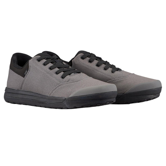 2FO Roost Canvas Mountain Bike Shoes | Complete Cyclist - Complete Cyclist - Specialized Bicycles