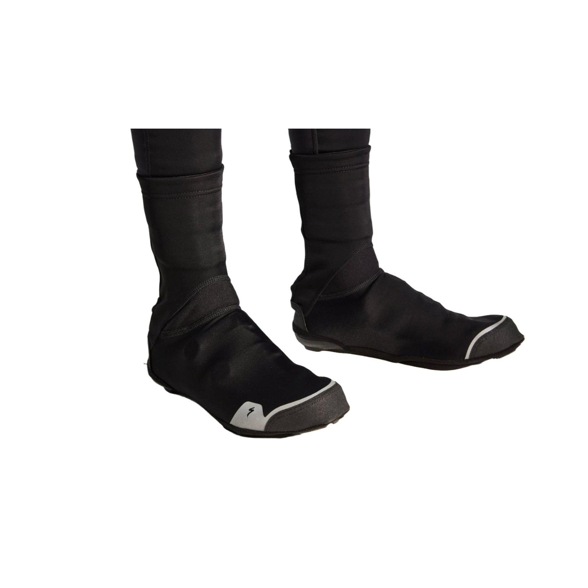 Element Shoe Covers | Complete Cyclist - For a little extra protection in the cold for your toes, slip on a pair of the Element Shoe Covers—they're the perfect winter accessory to ensure your feet stay warm and dry.