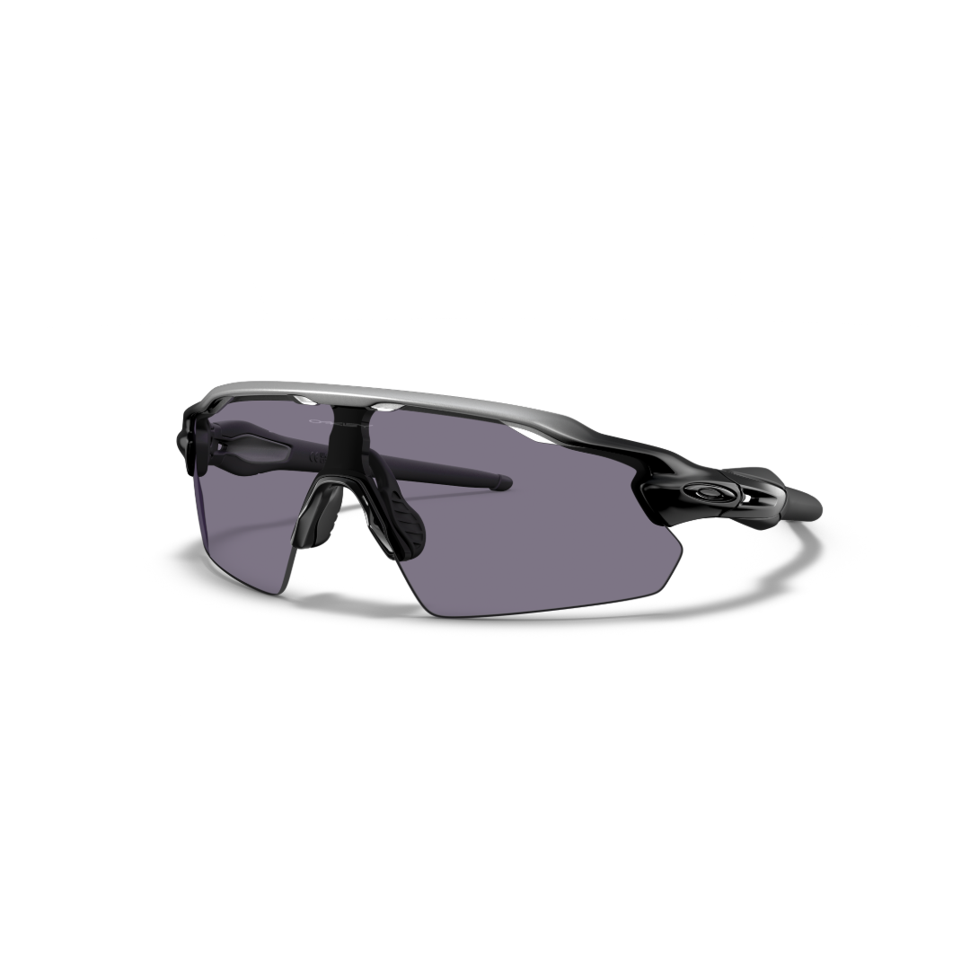 Oakley Radar EV Path | Complete Cyclist - Complete Cyclist - Specialized Bicycles