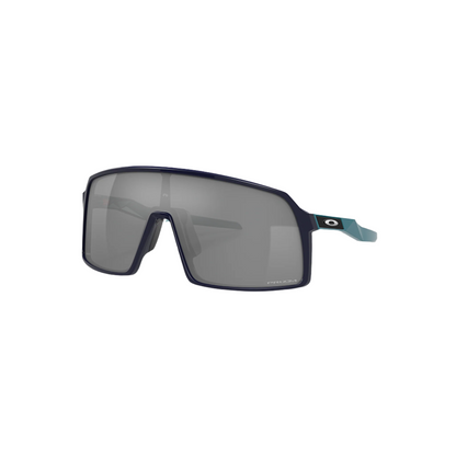 Oakley Sutro | Complete Cyclist - Designed with performance in mind, Sutro gives cyclists a bold and versatile look that they can confidently wear on and off the bike. Durability and all-day