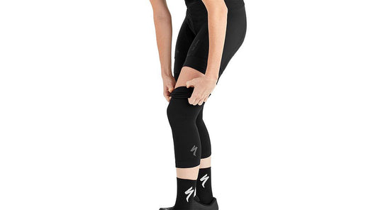 Therminalª Engineered Knee Warmers | completecyclist - To make the Therminalª Engineered Knee Warmers, we used a special cylindrical knitting machine that allows us to engineer areas of stretch, compression, and